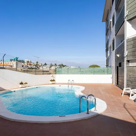 Lightbooking Tenerife Apartment